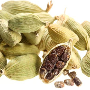 Cardamom and other natural flavour extracts